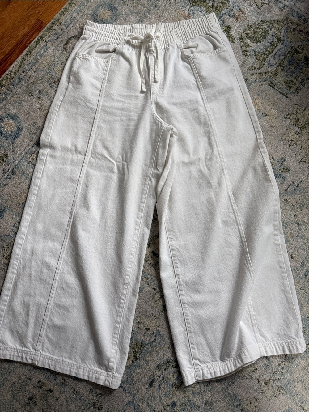 Universal Thread White Wide Leg Pants